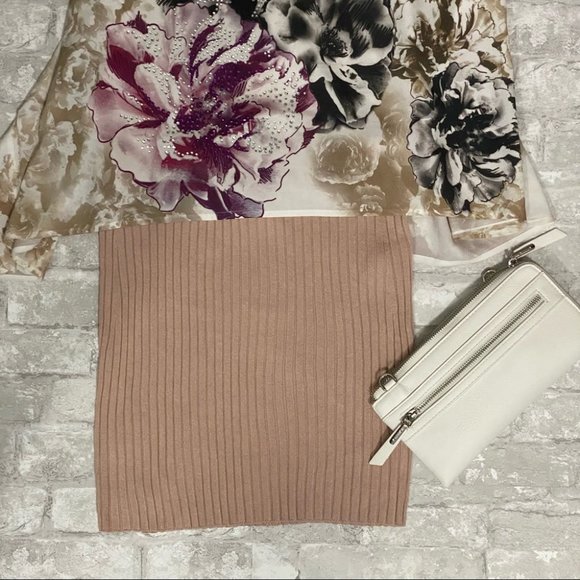 SOLD | Garage Cream Bodycon Mini Skirt - Picture 13 of 16